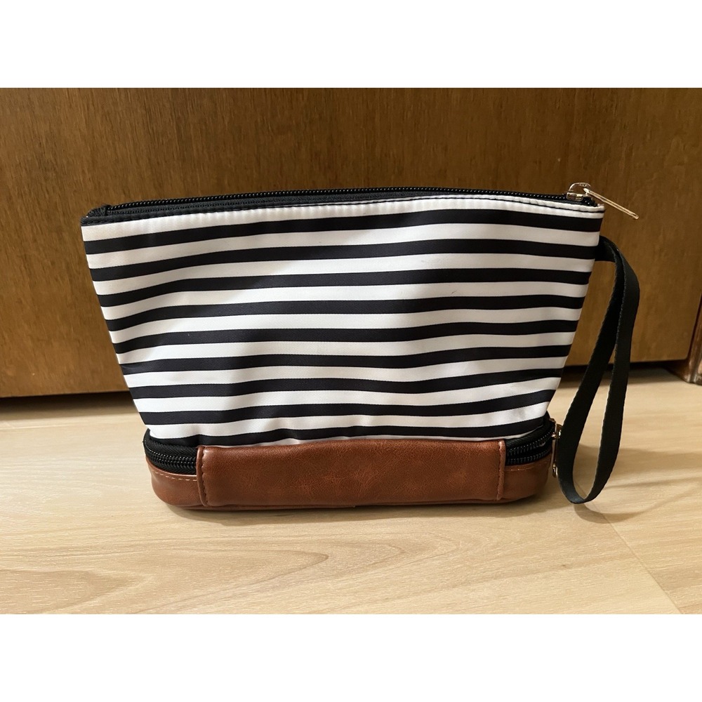 Unbranded Black White‎ Striped Wristlet Makeup Cosmetic Faux Brown Leather - Picture 2 of 8